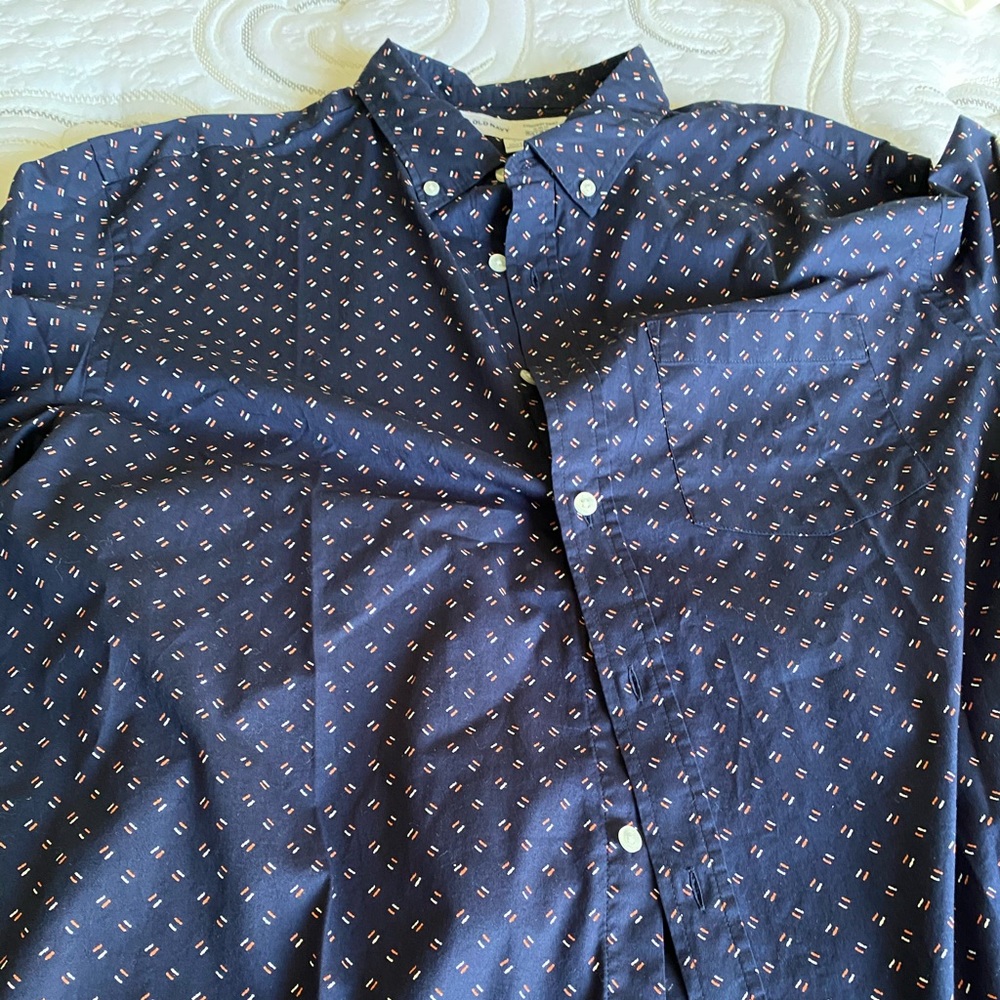 Men’s XXL Button-down shirt